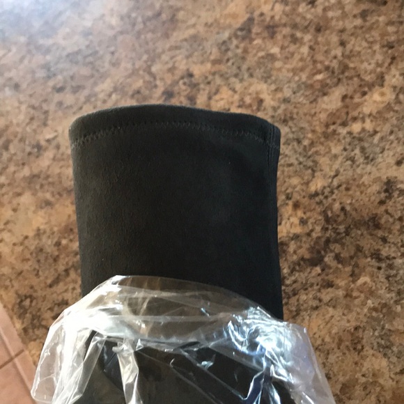 NWT Stuart Weitzman Cling Stretch Booties - Picture 5 of 6